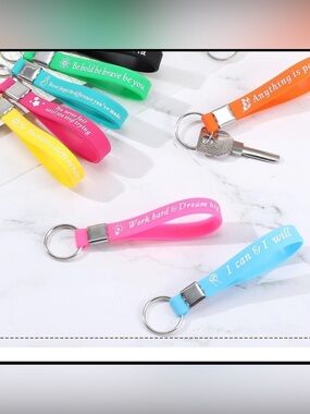 (1 count ) Silicone keychain